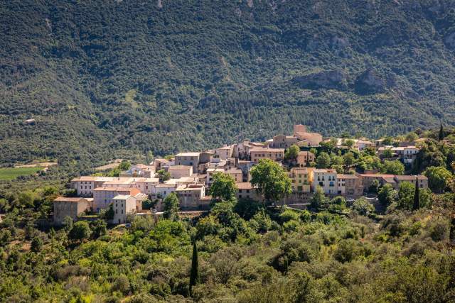 ⇒ Auberge du Vieux Moulin · Hôtel Restaurant Aude, Duilhac-sous-Peyrepertuse